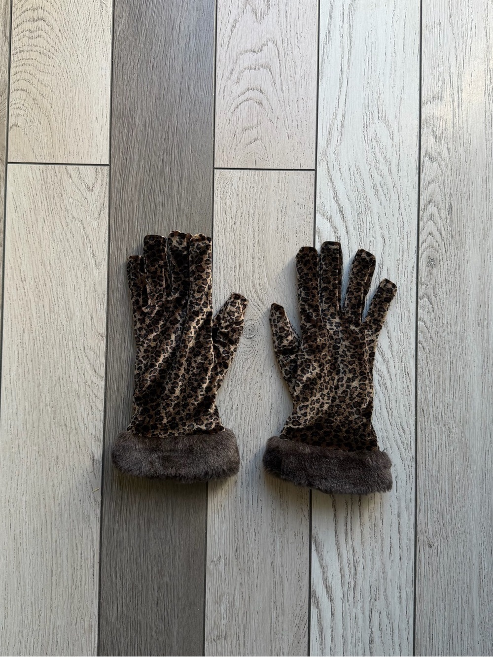 Thinsulate Leopard Print Faux Fur Lined Gloves - Tan & Brown O/S